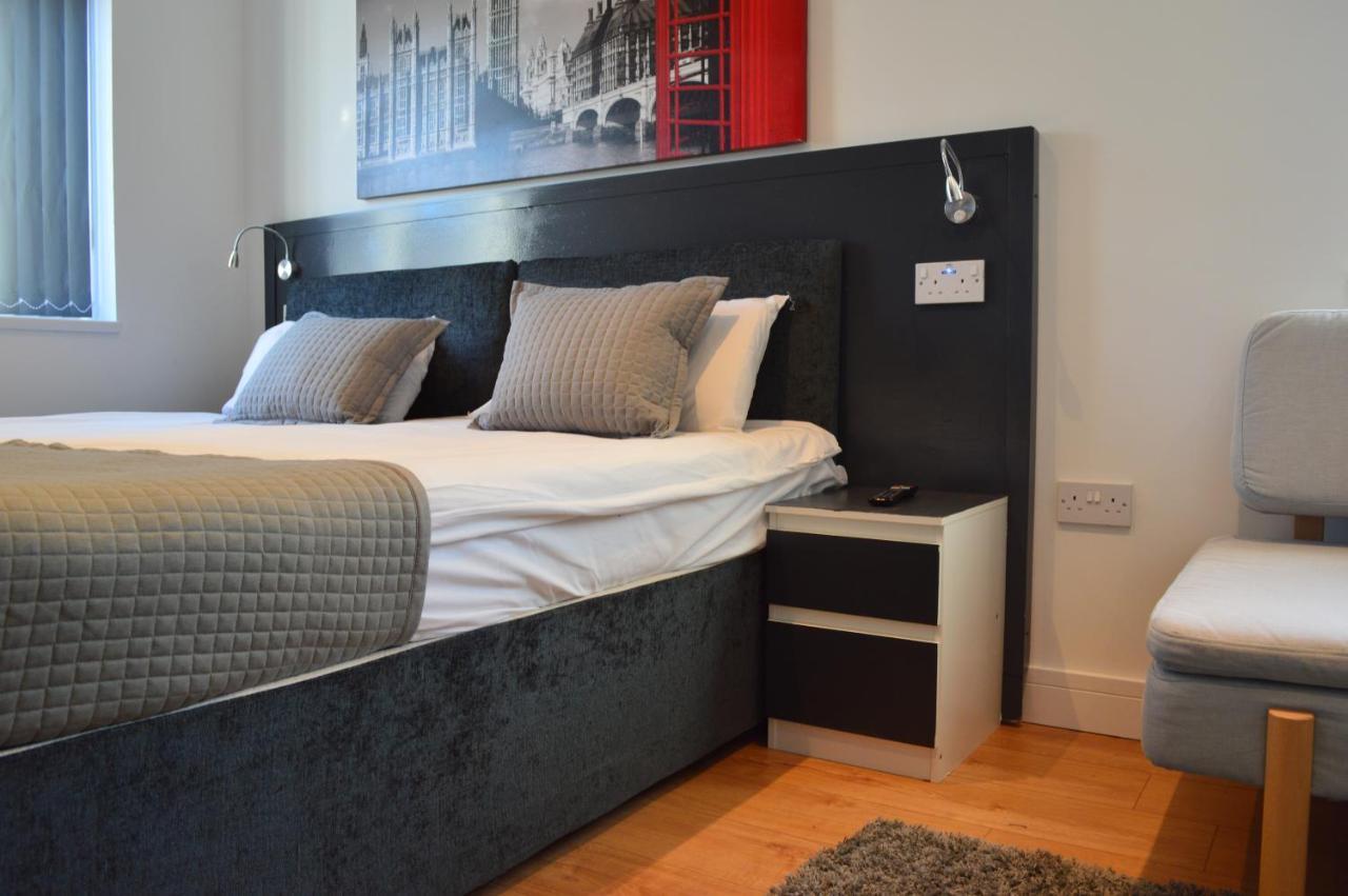 Bell Gate House 3*